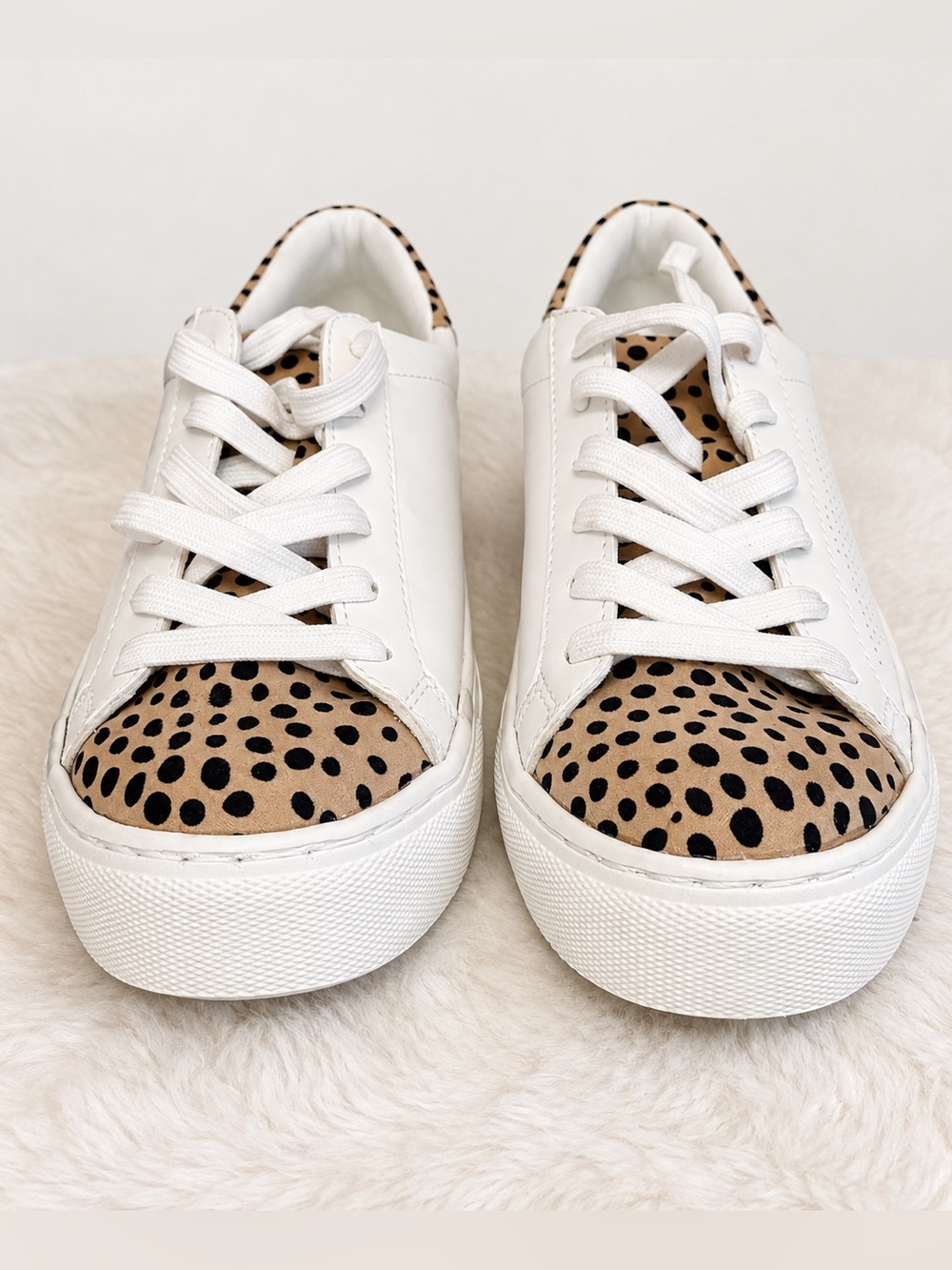 Universal Thread Leopard Cheetah Print Sneakers